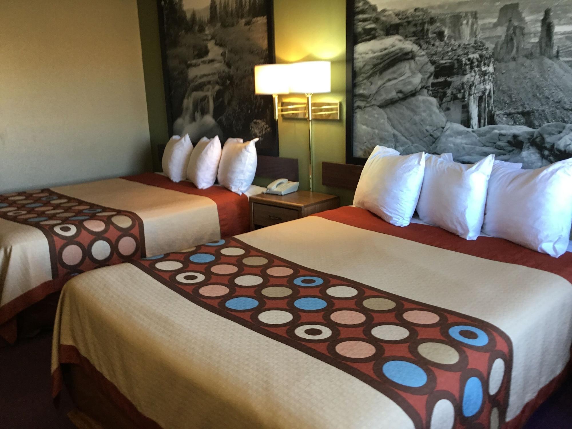 Hotel Zyva Beaver Bagian luar foto
