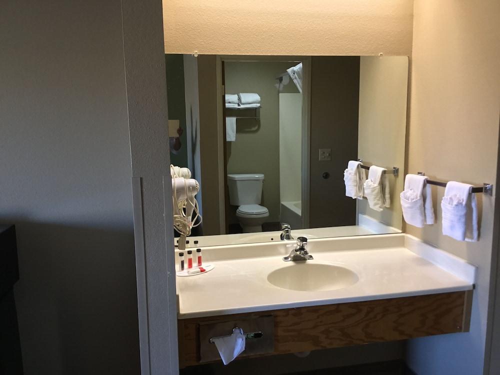Hotel Zyva Beaver Bagian luar foto