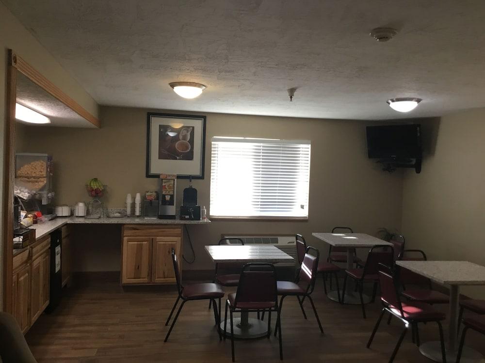 Hotel Zyva Beaver Bagian luar foto