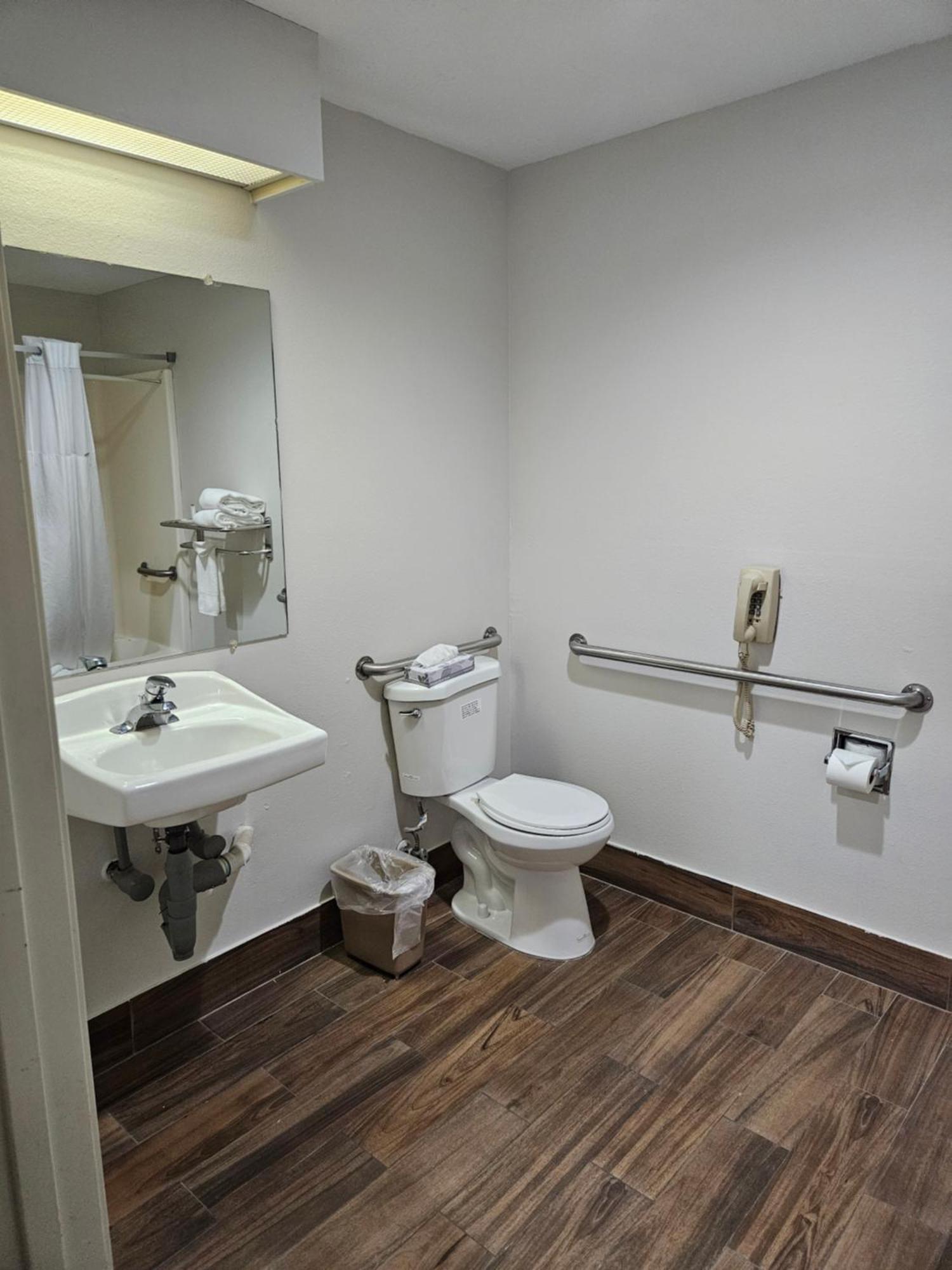 Hotel Zyva Beaver Bagian luar foto