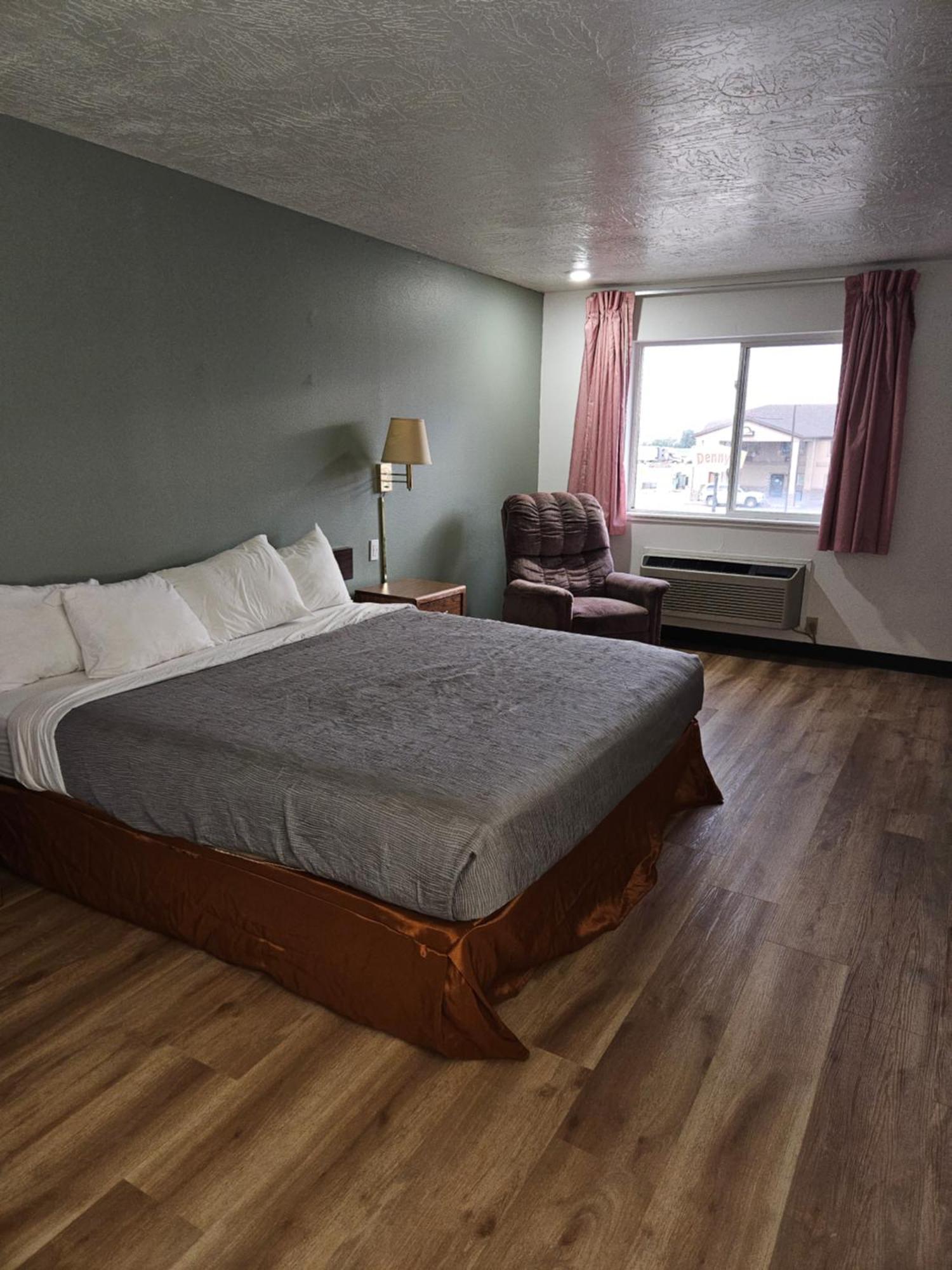 Hotel Zyva Beaver Bagian luar foto