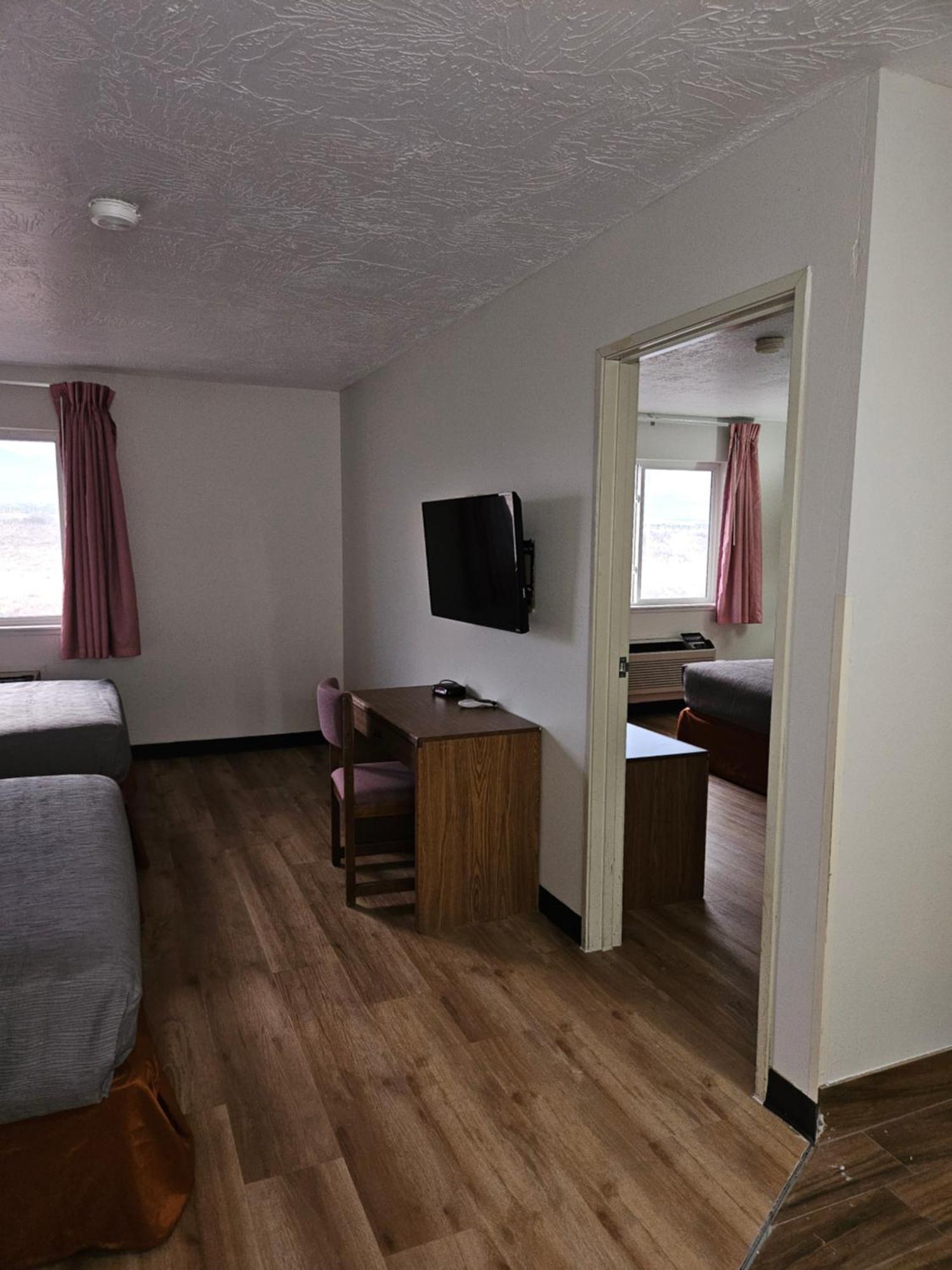 Hotel Zyva Beaver Bagian luar foto