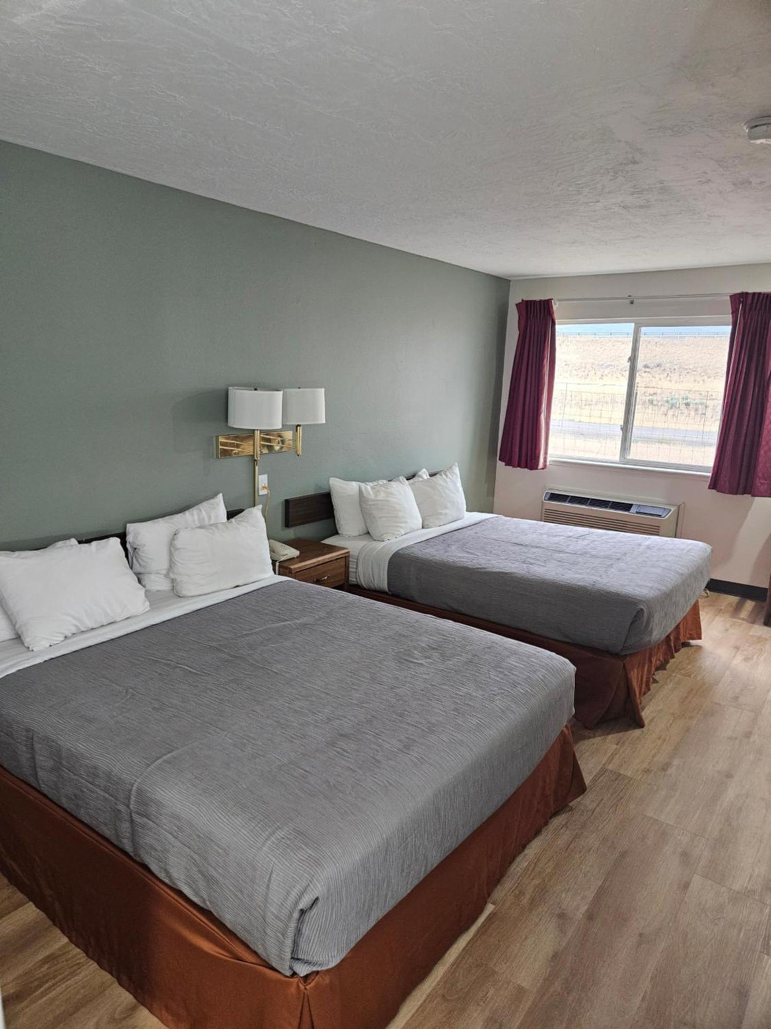 Hotel Zyva Beaver Bagian luar foto